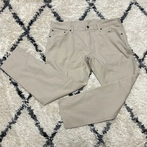 Brooks Brothers Khaki Colors Jeans size - 38/30